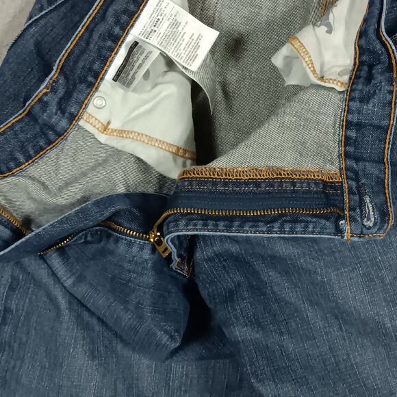 Levi's 550 Medium Blue Wash Jeans Size 46 x 32 Relaxed Straight - Picture 6 of 8